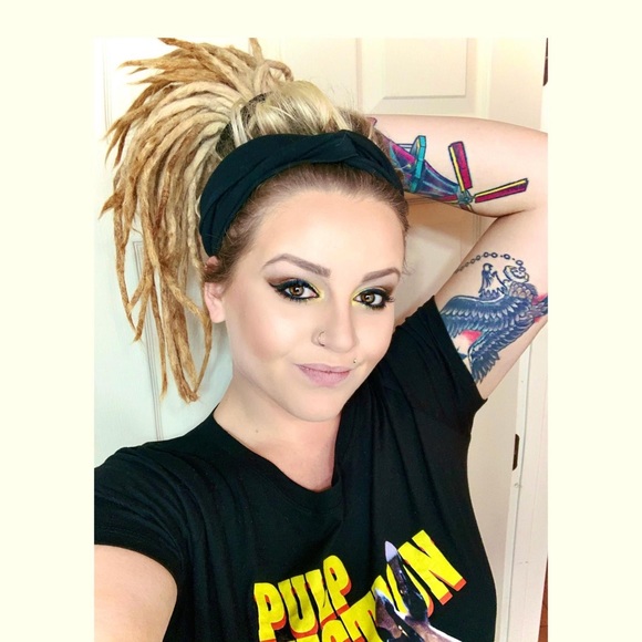 Meet your Posher - Picture 9 of 15